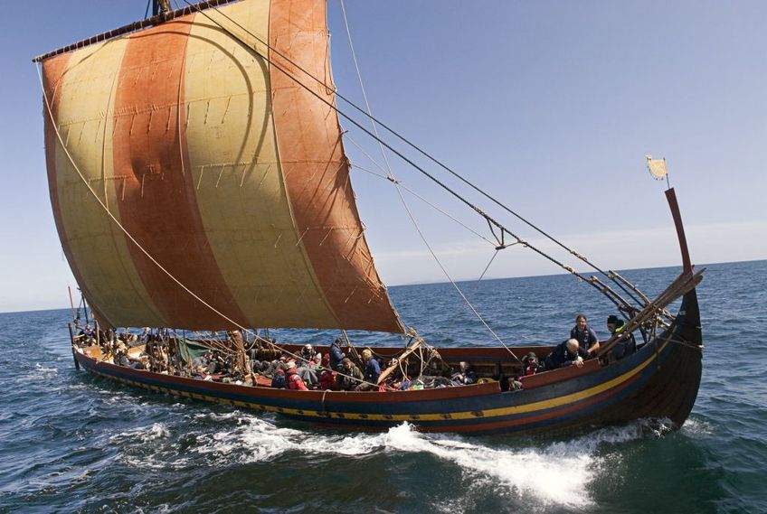 Tàu dài Viking – biểu tượng kỹ thuật hàng hải Bắc Âu, đưa người Viking vượt đại dương và mở ra những tuyến thương mại xuyên lục địa