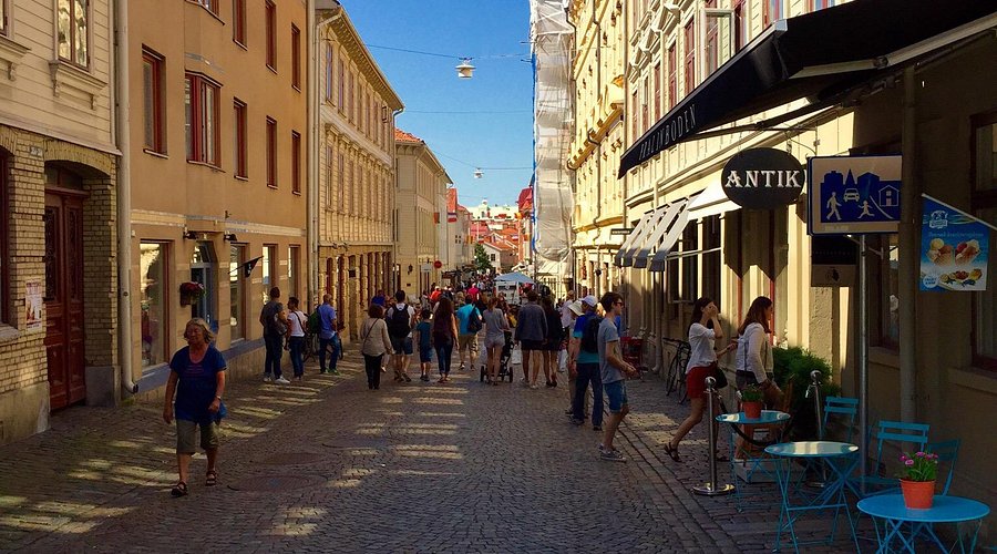 Phố Haga – nơi nhịp sống chậm của Gothenburg hiện lên rõ nhất trong buổi sáng mùa đông.